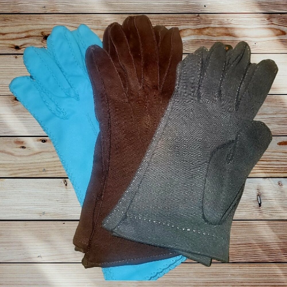 Lot of 3 - Vintage Gloves - SMALL Size -Wrist /Short Length - Microfiber -Cotton